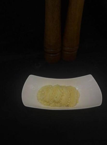 Piure de Cartofi cu Salsa de Trufe